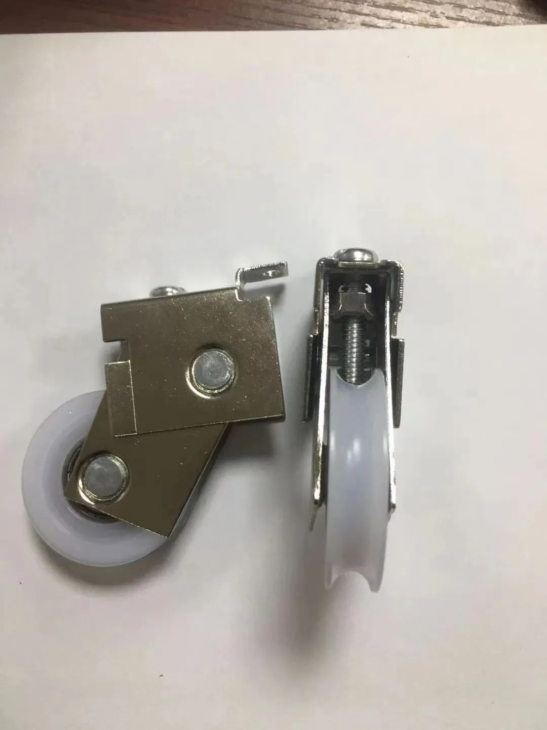 screen door roller assembly